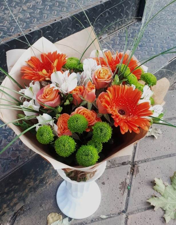 Букет цветов из: Герберы, Хризантемы, Альстромерии и Розы в Черском