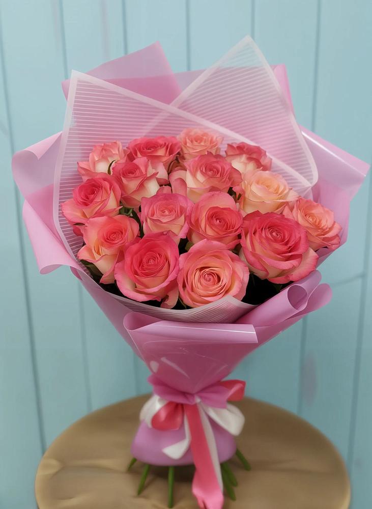 Букет 15 Розовых роз Равель в Черском