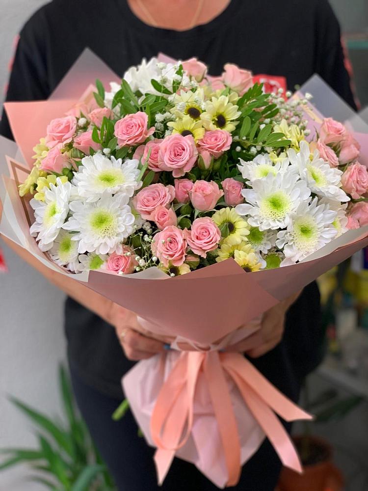 Букет цветов из: Розы и Хризантемы в Черском