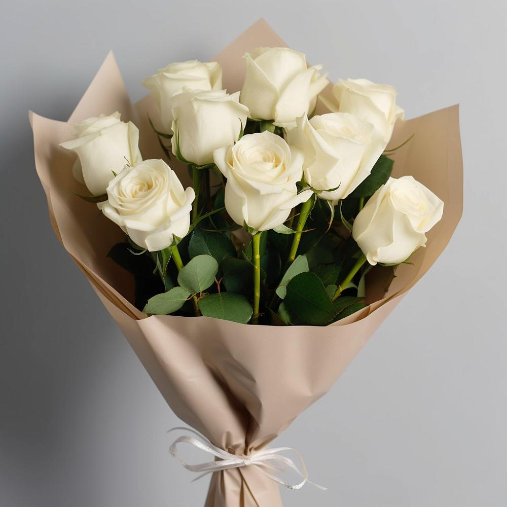 Букет 9 Белых роз Эдлесс Лав в Черском