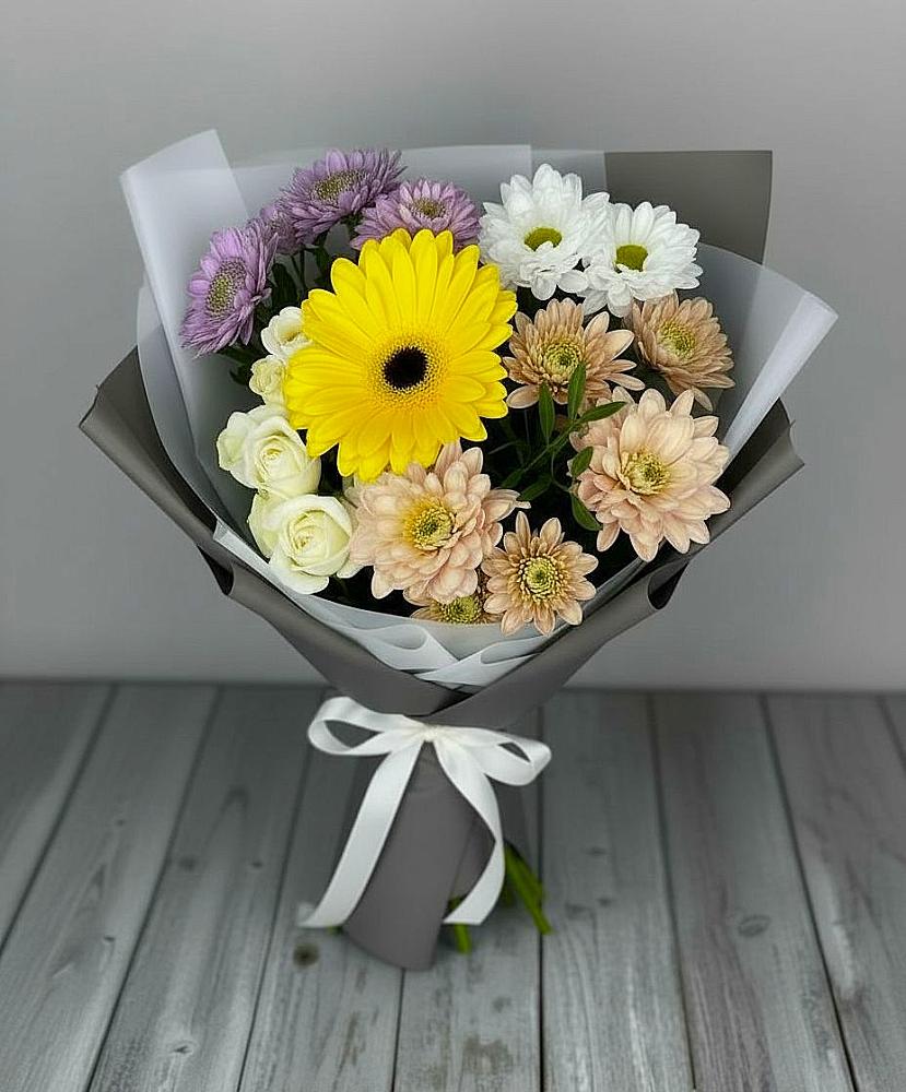 Букет цветов из: Розы, Герберы и Хризантемы в Черском
