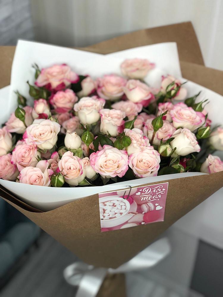 Букет цветов из: Розы в Черском