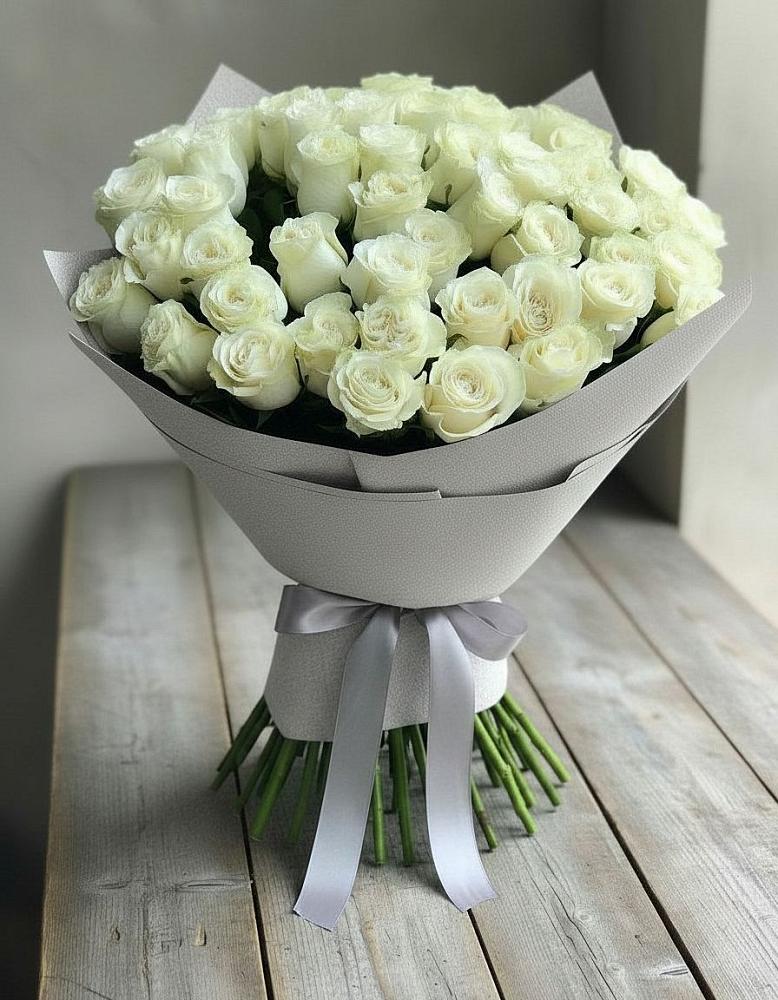 Букет 35 Белых роз в Черском