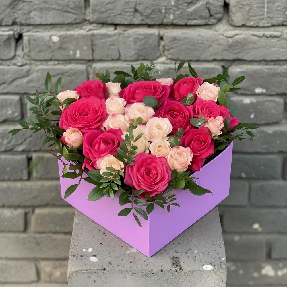 Цветочная композиция из Розы в коробке в Черском