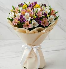 Букет цветов из:  Альстромерии в Черском