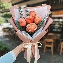 Букет цветов из:  Розы в Черском