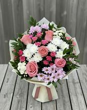 Букет цветов из:  Альстромерии, Гвоздики, Розы и Хризантемы в Черском