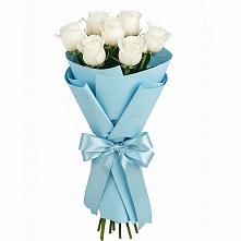 Букет 7 белых роз Проуд в Черском