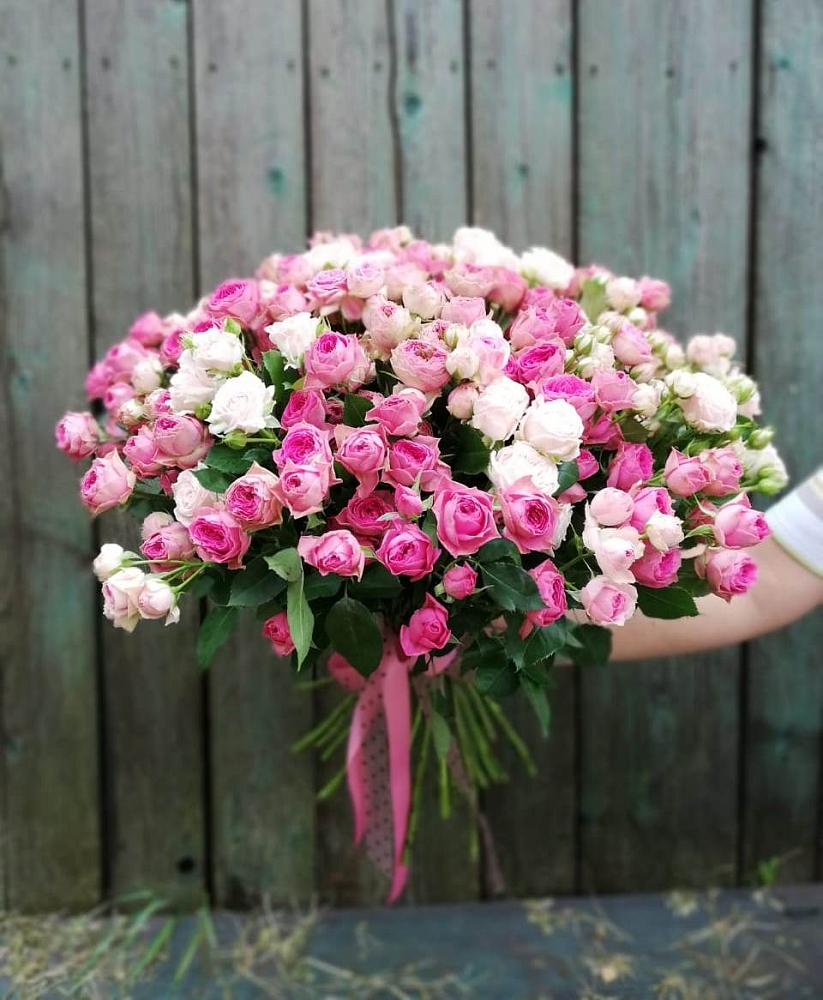 Букет Розовые кустовые розы Натали и Лав Лидия в Черском