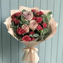 Букет цветов из:  Гвоздики и Розы в Черском