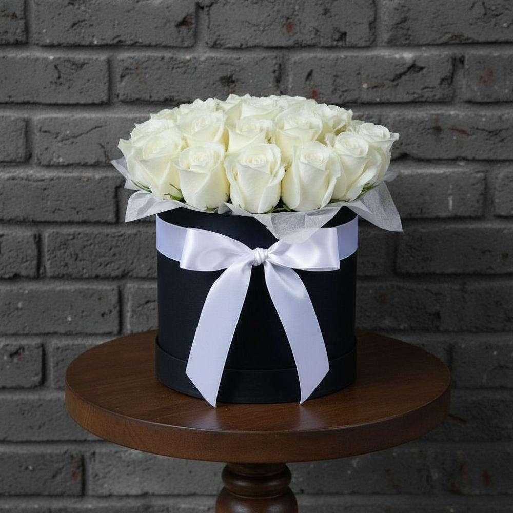 Цветочная композиция из Розы в шляпной коробке в Черском