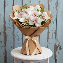 Букет цветов из:  Орхидеи и Розы в Черском