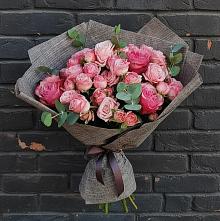 Букет цветов из:  Розы в Черском